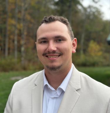 Nicholas Walter headshot