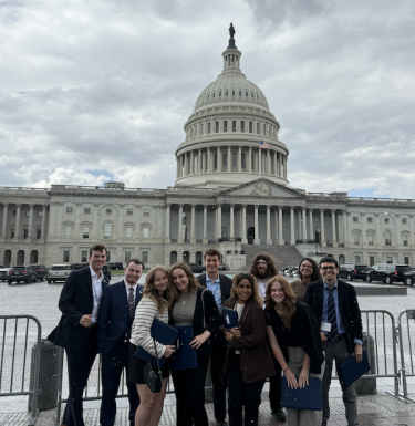 Students outside the Capitol on DC Career Trip